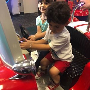 Meet your Posher, Noorma